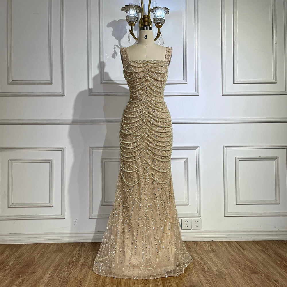 Robe Élégante Nu à Bretelles, Luxe Léger Haut de Gamme, Perles Brodées