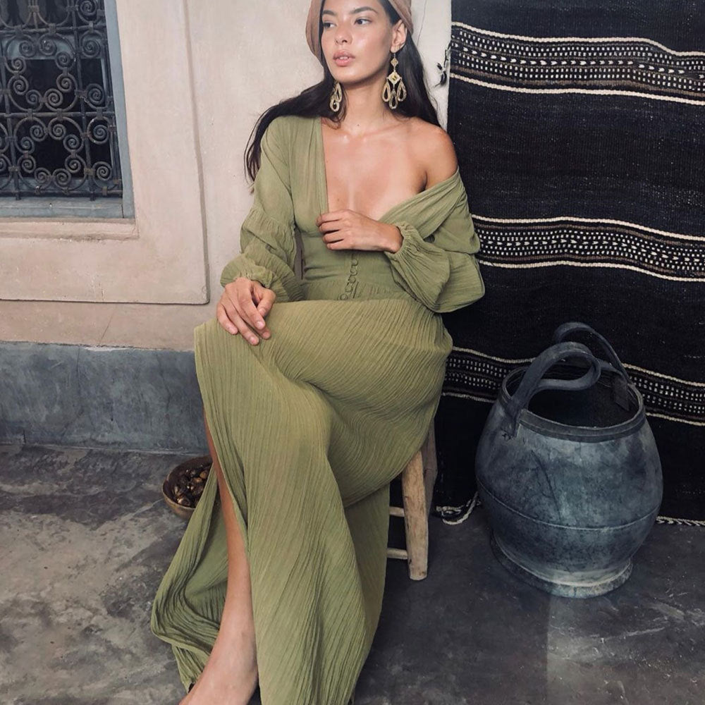 Robe à col en V, taille drapée, coupe ample, élégante