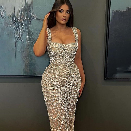 Robe Élégante Nu à Bretelles, Luxe Léger Haut de Gamme, Perles Brodées